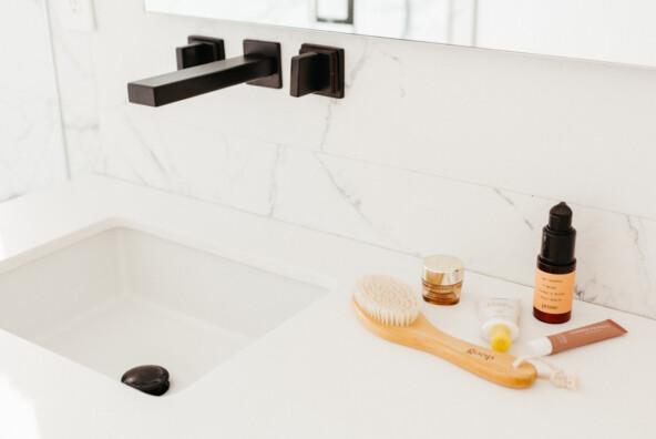 Dry brush on sink.