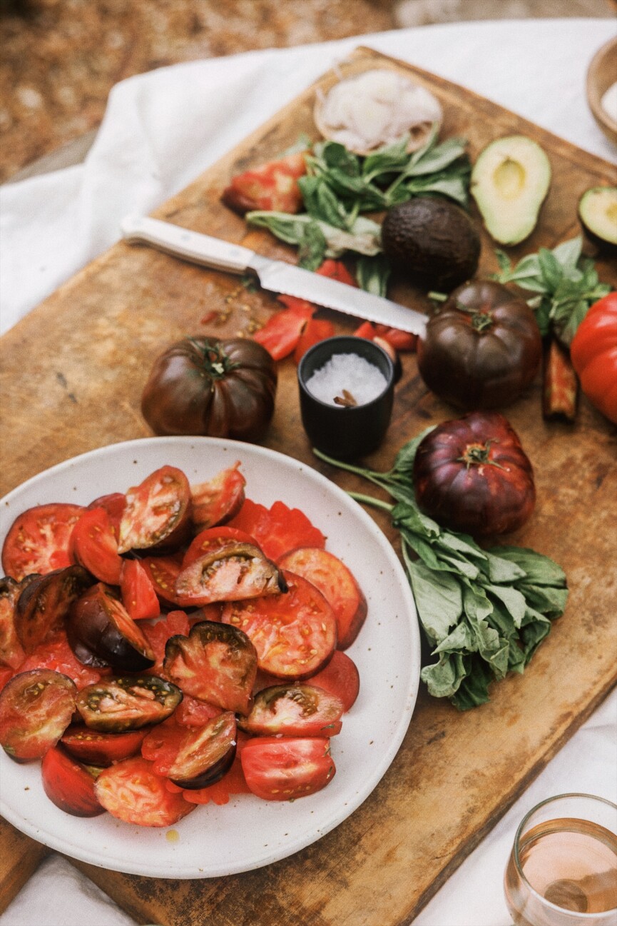 avocado-caprese-salad-8