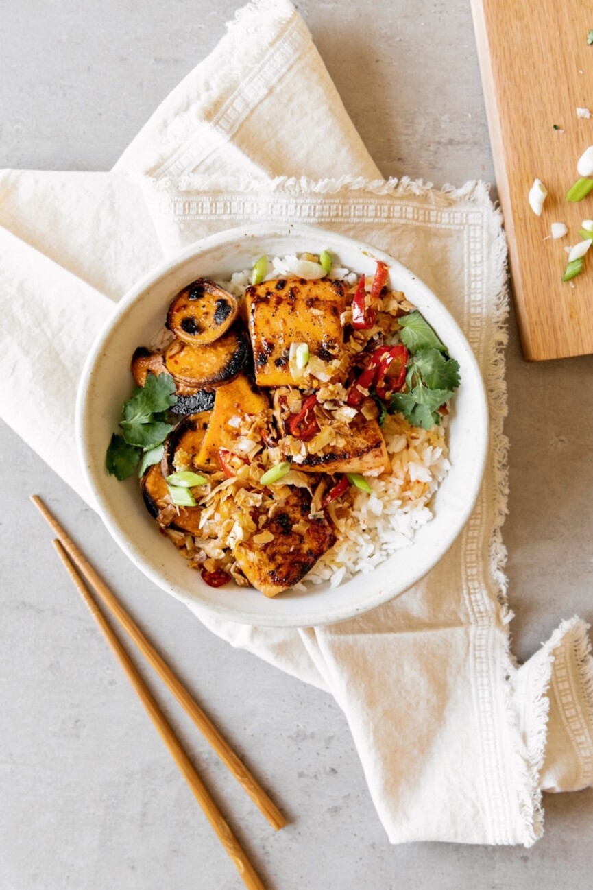 Hot honey salmon bowls.