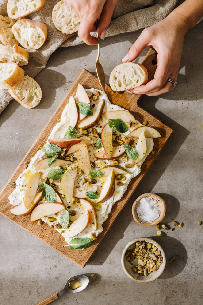 Ricotta with Pears and Honeyed Pistachios