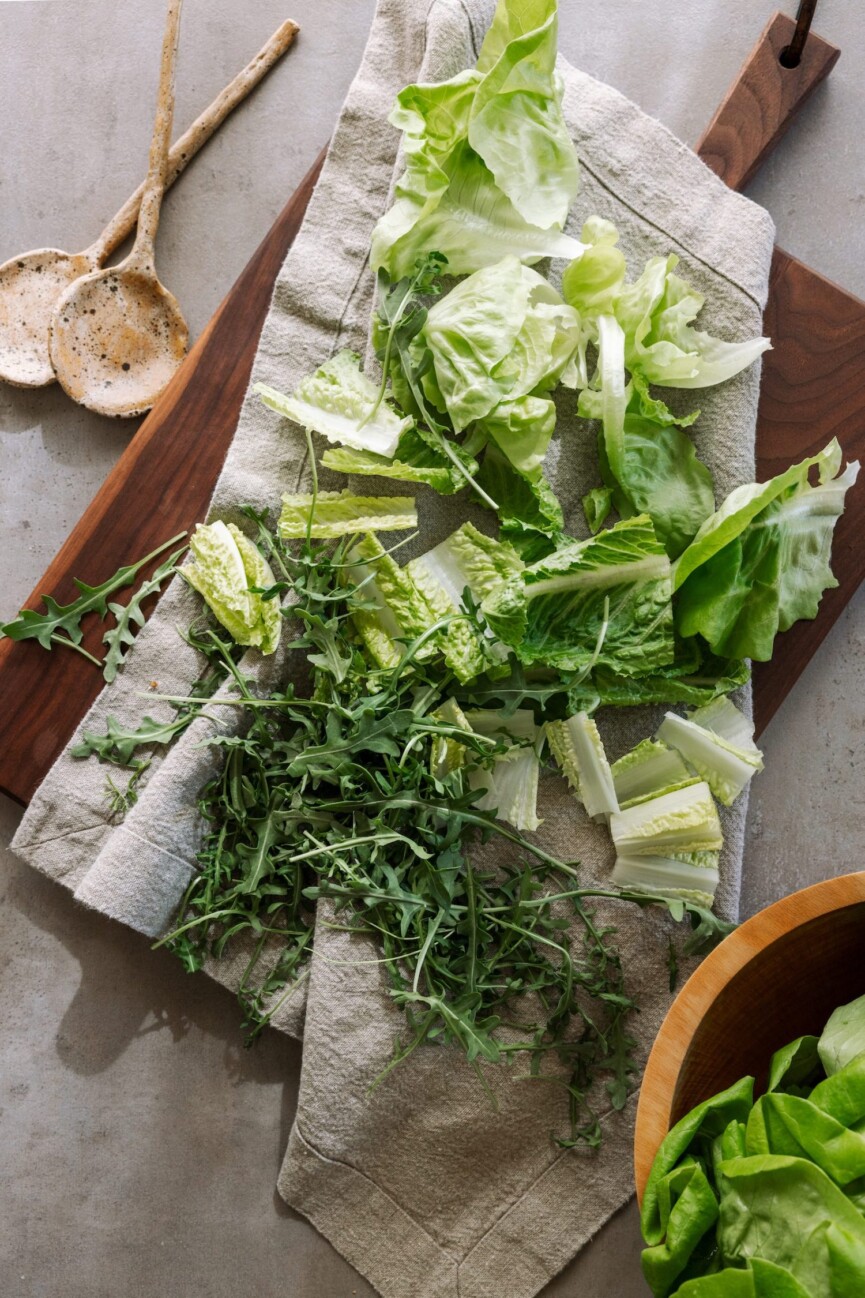 Simple green salad recipe.